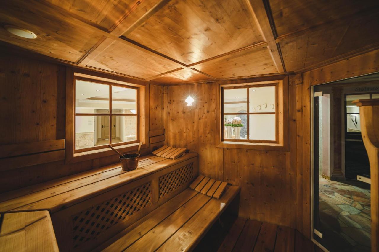 Hotel Colbricon Beauty & Relax San Martino Di Castrozza Exterior photo